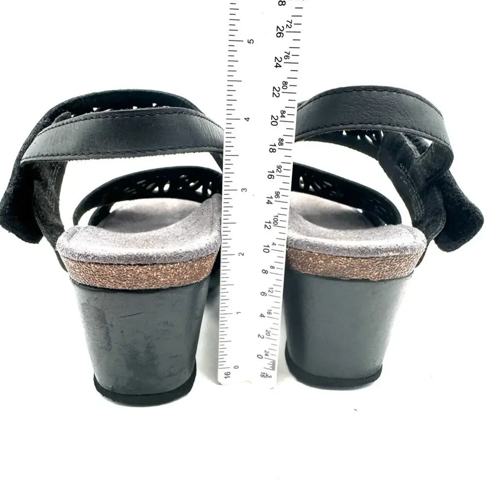 Aetrex Women's Lexi Laser Triple Strap Wedge Sandal - size 10